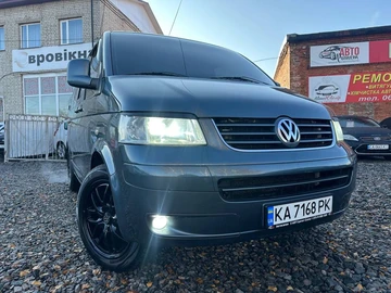 Авто Volkswagen Transporter 2008 № 8210085
