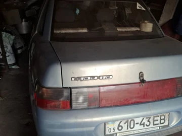 Авто ВАЗ 2110 2003 № 8210116