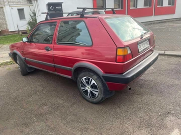 Авто Volkswagen Golf 1989 № 8210343