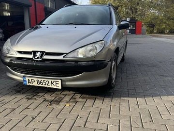 Авто Peugeot 206 2003 № 8210358
