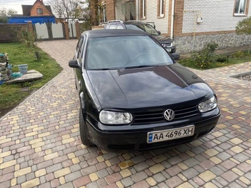 Авто Volkswagen Golf 1998 № 8210360