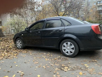 Авто Chevrolet Lacetti 2004 № 8210399