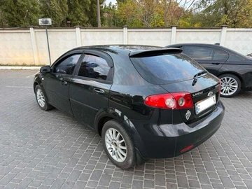 Авто Chevrolet Lacetti 2005 № 8210402