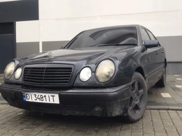 Авто Mercedes E Серия 1999 № 8210510