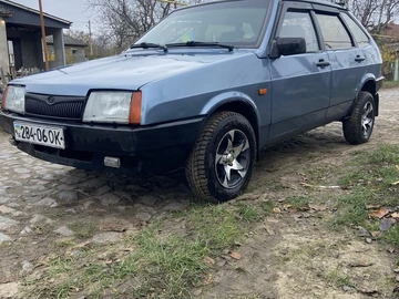 Авто ВАЗ 2109 1994 № 8210570