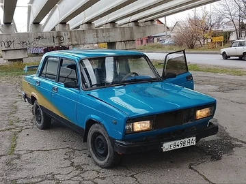 Авто ВАЗ 2105 1984 № 8210600