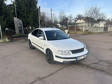 Авто Volkswagen Passat Sedan 1998 № 8210731