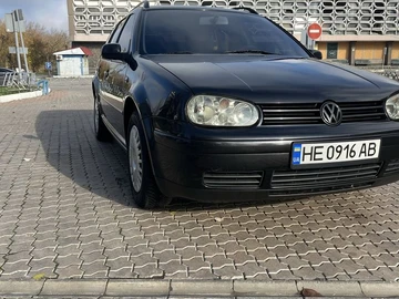 Авто Volkswagen Golf 2001 № 8210763
