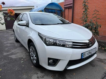 Авто Toyota Corolla 2015 № 8210852