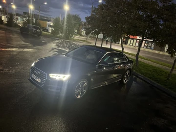 Авто Audi A4 2018 № 8210859