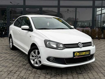 Авто Volkswagen Polo 2013 № 8211021