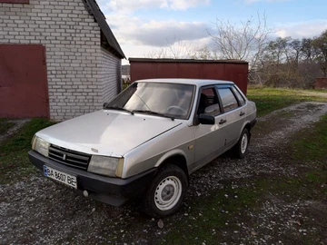 Авто ВАЗ 21099 2003 № 8211115
