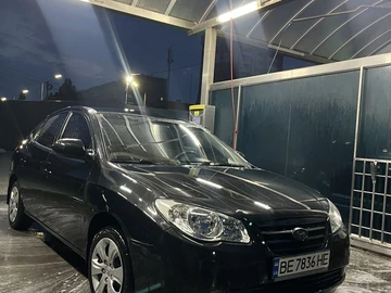 Авто Hyundai Elantra 2008 № 8211131