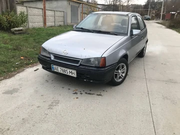 Авто Opel Kadett 1984 № 8211149