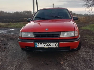 Авто Opel Vectra 1989 № 8211175