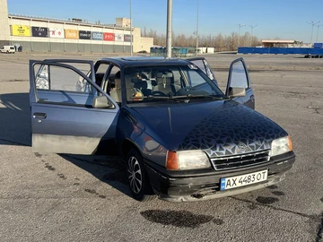 Авто Opel Kadett 1989 № 8211189