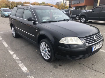 Авто Volkswagen Passat Variant 2001 № 8211224