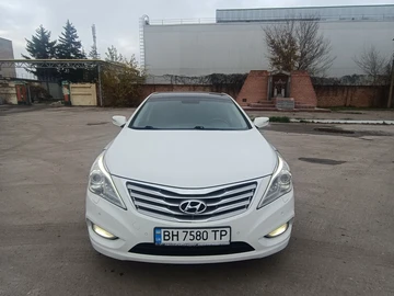 Авто Hyundai Azera 2012 № 8211395