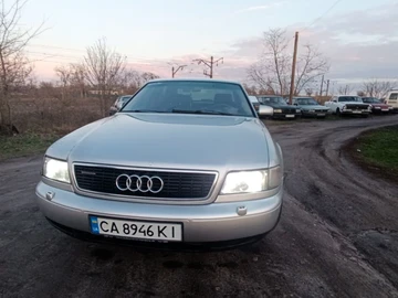 Авто Audi A8 1995 № 8211448