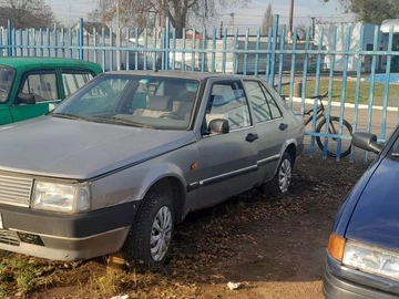 Авто Fiat Croma 1991 № 8211533
