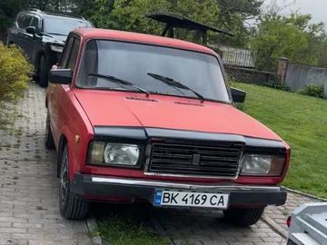 Авто ВАЗ 2107 1992 № 8211574