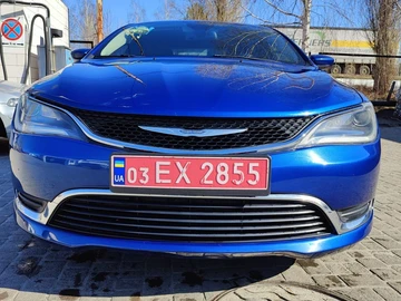 Авто Chrysler 200 2015 № 8211713