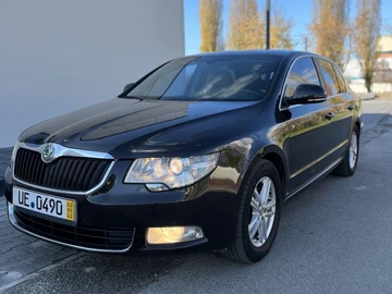 Авто Skoda Superb 2012 № 8211777