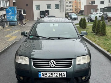 Авто Volkswagen Passat Variant 2005 № 8211785