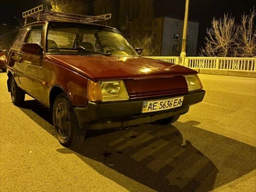Авто ЗАЗ 1102 1998 № 8211826