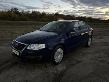 Авто Volkswagen Passat Sedan 2005 № 8211867