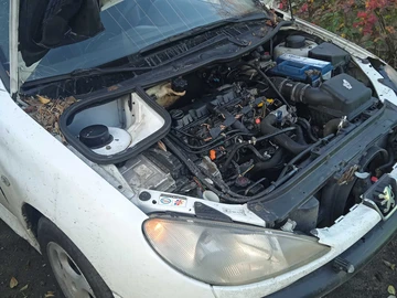 Авто Peugeot 206 1999 № 8211979