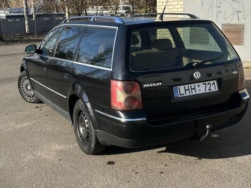 Авто Volkswagen Passat Variant 2004 № 8212010