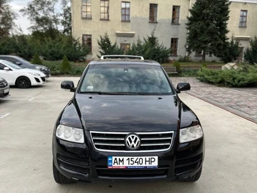 Авто Volkswagen Touareg 2005 № 8212018