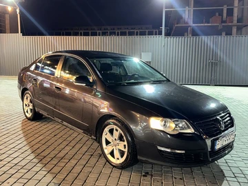 Авто Volkswagen Passat Sedan 2005 № 8212182