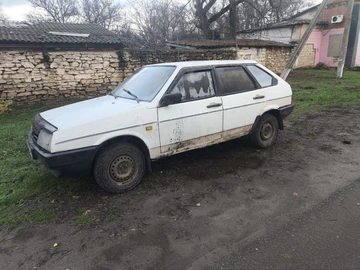 Авто ВАЗ 2109 1987 № 8212442