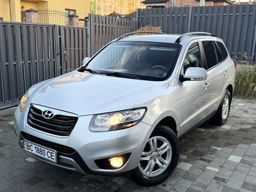 Авто Hyundai Santa Fe 2012 № 8212445