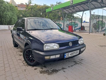 Авто Volkswagen Golf 1996 № 8212642