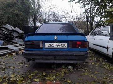 Авто BMW 3 Серия 1983 № 8212655
