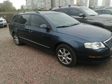 Авто Volkswagen Passat Variant 2003 № 8212910