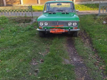 Авто ВАЗ 2103 1979 № 8212940