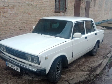 Авто ВАЗ 2105 1985 № 8212941