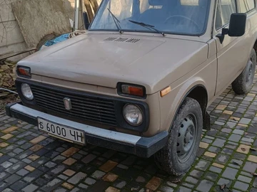 Авто ВАЗ 2121 1983 № 8213010
