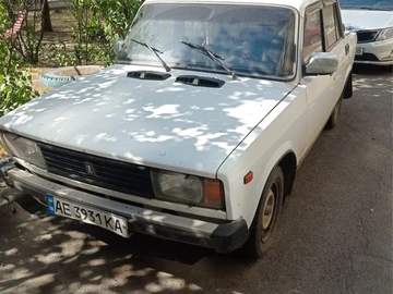 Авто ВАЗ 2105 1999 № 8213067