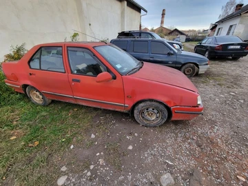 Авто Renault 19 1990 № 8213092