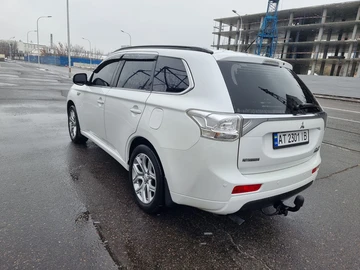 Авто Mitsubishi Outlander 2014 № 8213107