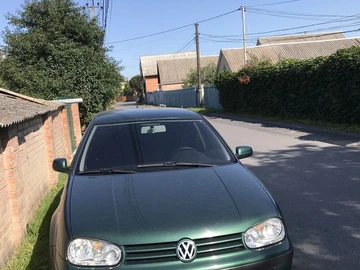 Авто Volkswagen Golf 1999 № 8213181