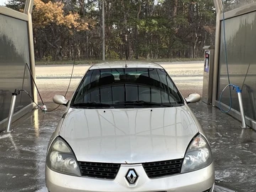 Авто Renault Clio 2006 № 8213183