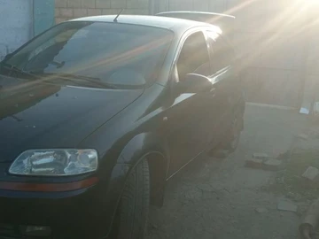 Авто Chevrolet Aveo 2005 № 8213293