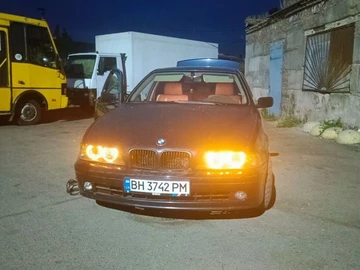 Авто BMW 5 Серия 2000 № 8213441