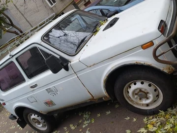 Авто ВАЗ 2121 1982 № 8213443